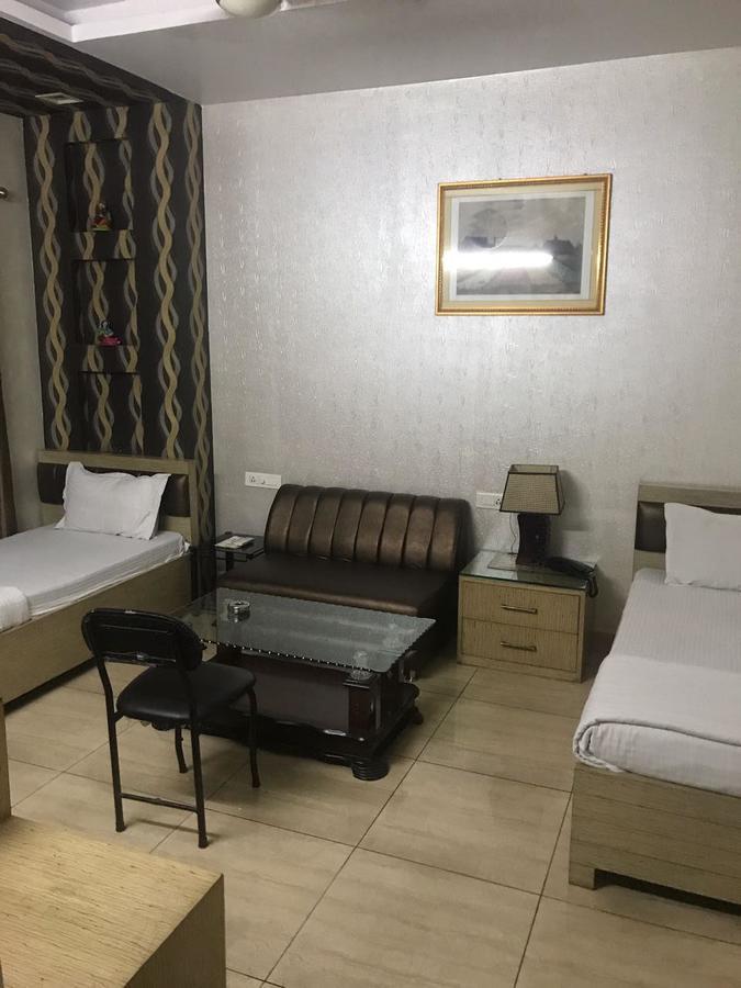 Hotel Sai Orchid Морадабад Екстериор снимка